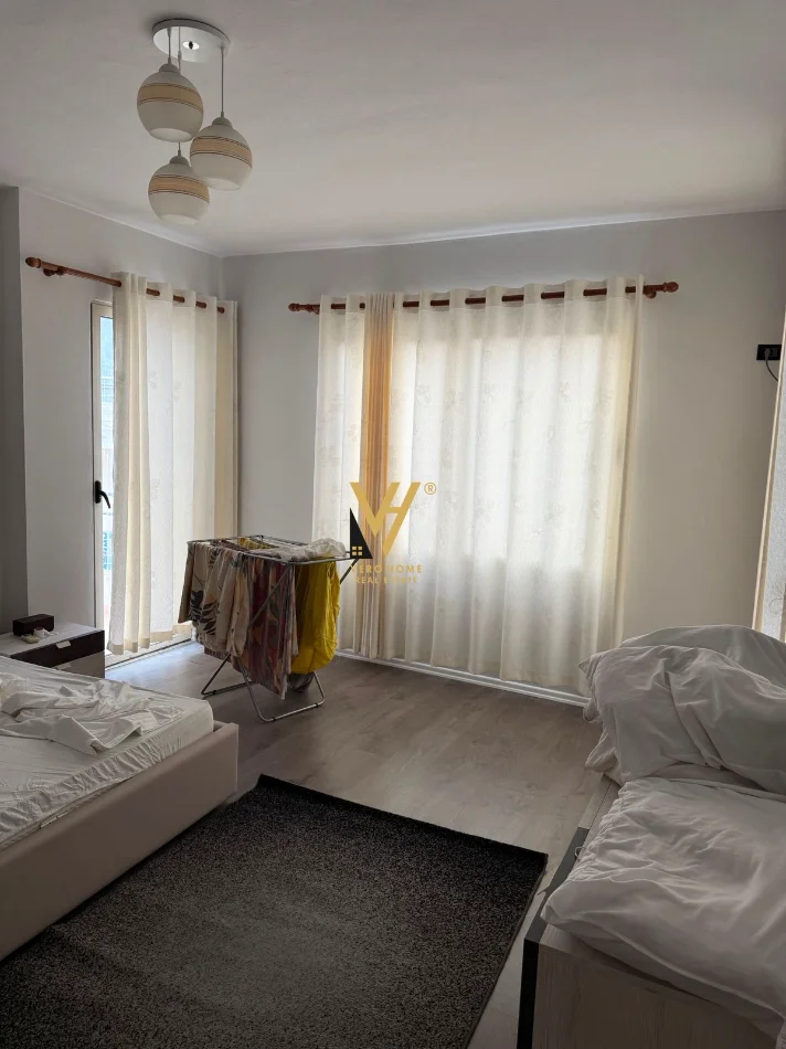 Tirane, jepet me qera apartament 2+1+Ballkon Kati 7, 144 m² 720 € (LIQENI I THATE)