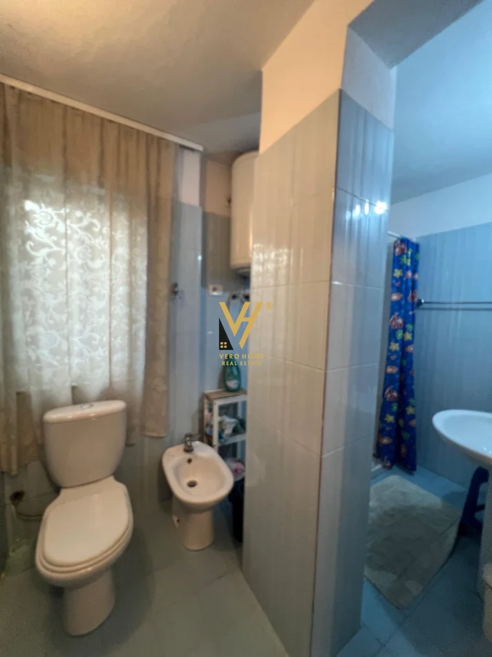 Tirane, shitet apartament 2+1+Ballkon Kati 1, 100 m² 228.000 € (ZOGU I ZI)
