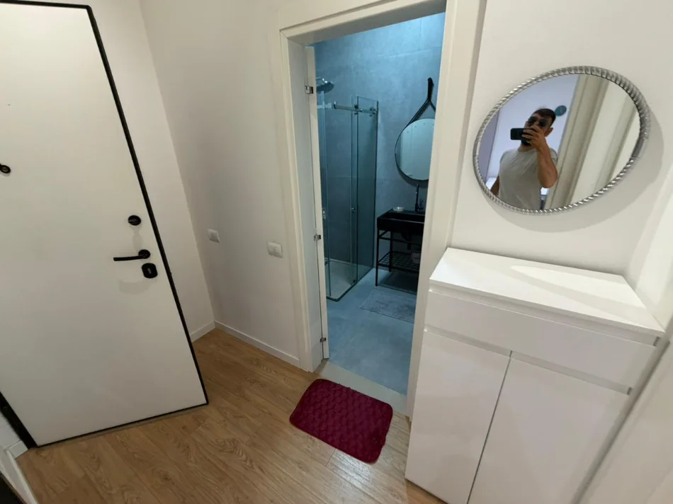Tirane, jepet me qera apartament 1+1 Kati 7, (rruga e kavajes)