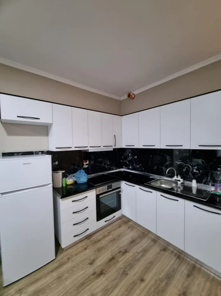 Tirane, shitet apartament 1+1 Kati 2, 60 m² 93.000 € (fresk)