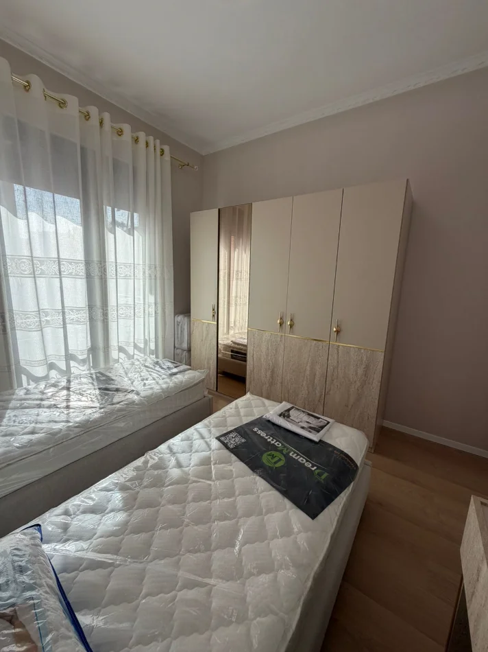 Tirane, jepet me qera apartament , 114 m² 130.000 € 