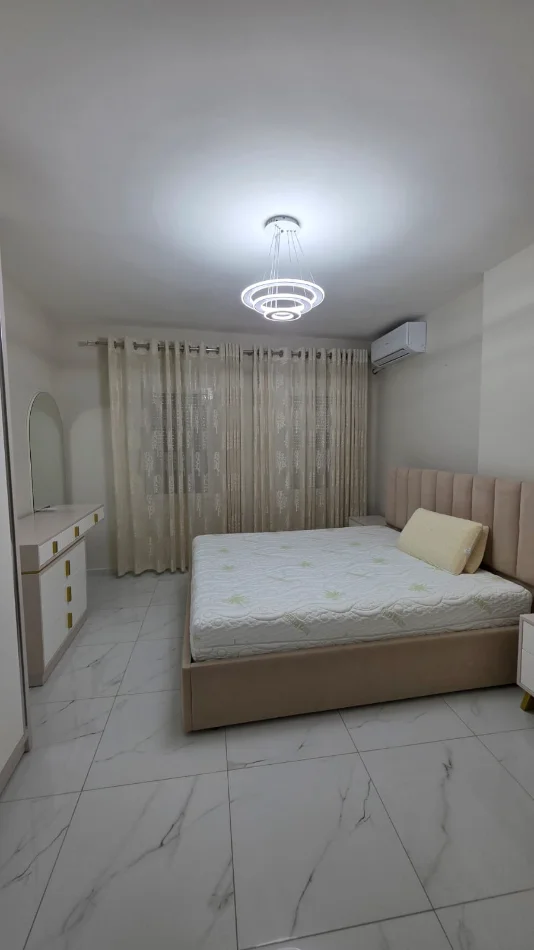 Tirane, jepet me qera Mine Peza tek Prokuroria Apartament 2+1 Kati 6 800 €
