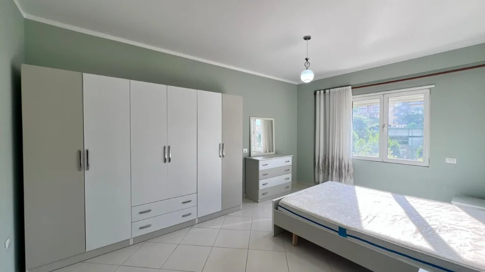 ME QERA: 2+1📍Kopshti Zoologjik (Rr.Bilal Sina) - 70,000 Leke/Muaj - Sp.90m²  - Pallat i Ri V.2016 || Pamje Fantastike nga Kopshti Zoologjik✨️