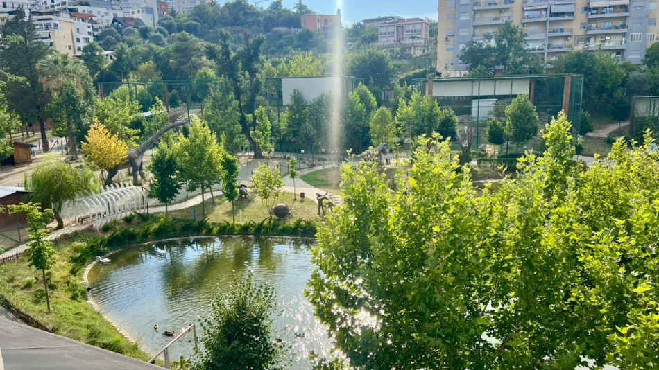 ME QERA: 2+1📍Kopshti Zoologjik (Rr.Bilal Sina) - 70,000 Leke/Muaj - Sp.90m²  - Pallat i Ri V.2016 || Pamje Fantastike nga Kopshti Zoologjik✨️