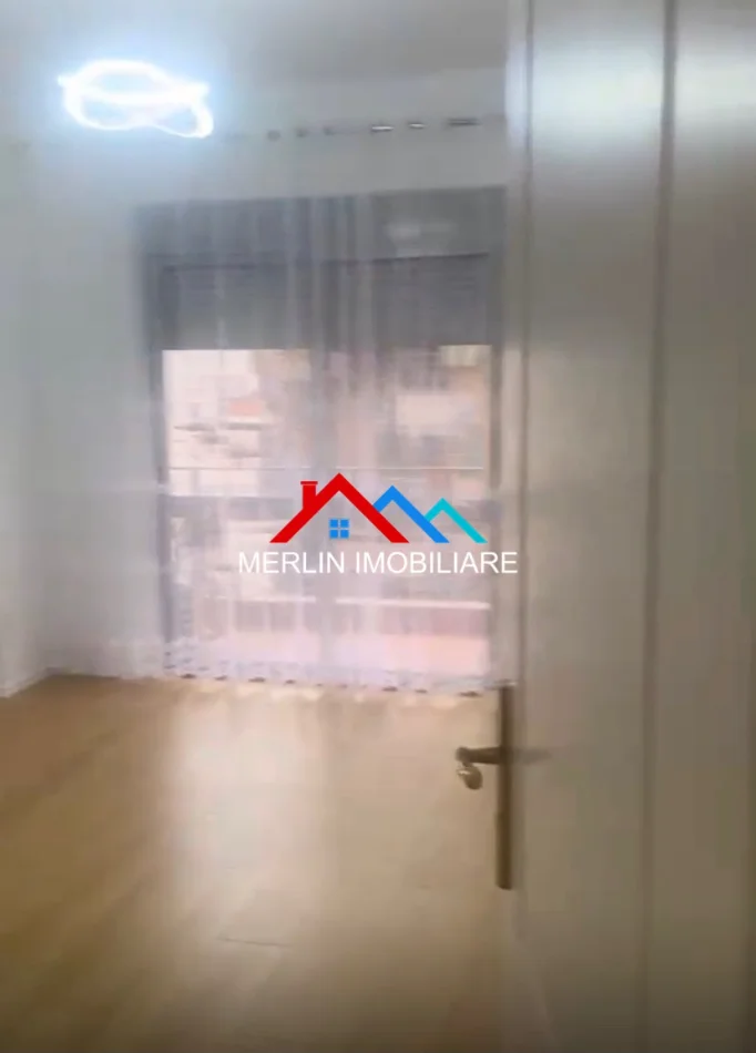Tirane, shitet apartament 2+1+Ballkon Kati 2, 78 m² 138.500 € (RRUGA SOTIR CACI,FRESK)