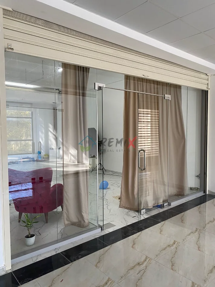 Durres, jepet me qera Kati 2, 60 m² 300 € (durres)