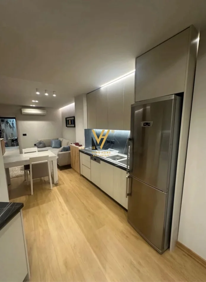 Tirane, jepet me qera apartament 1+1+Ballkon Kati 5, 78 m² 800 € (SHESHI WILLSON)