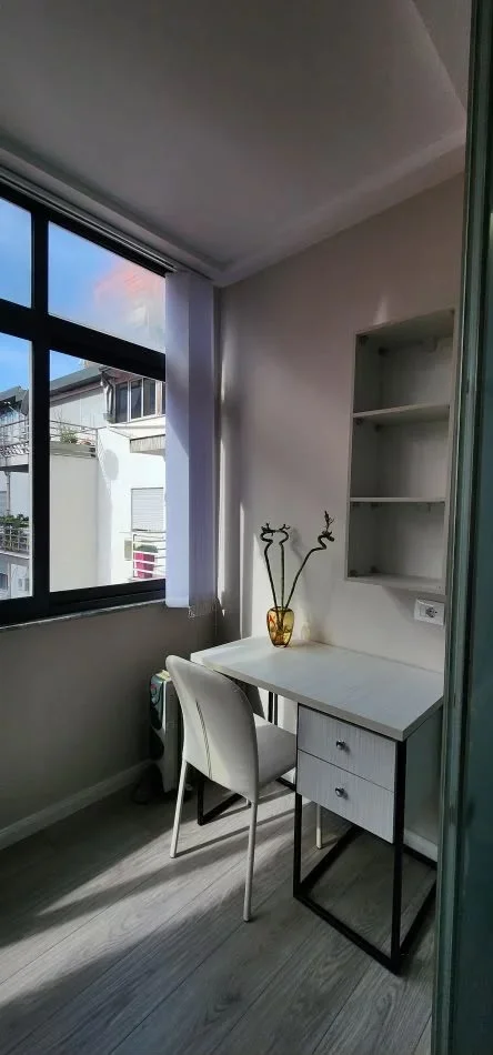 Tirane, jepet me qera apartament 1+1 Kati 3, 72 m² 780 € (RRUGA E KAVAJES)