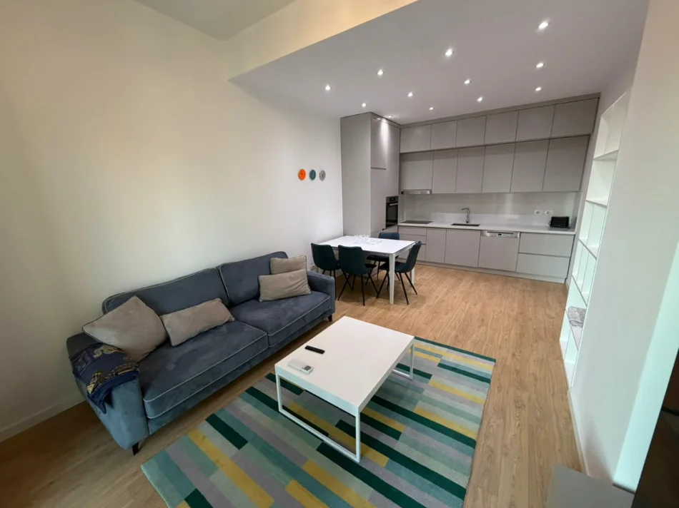 Tirane, jepet me qera apartament 1+1 Kati 7, (rruga e kavajes)