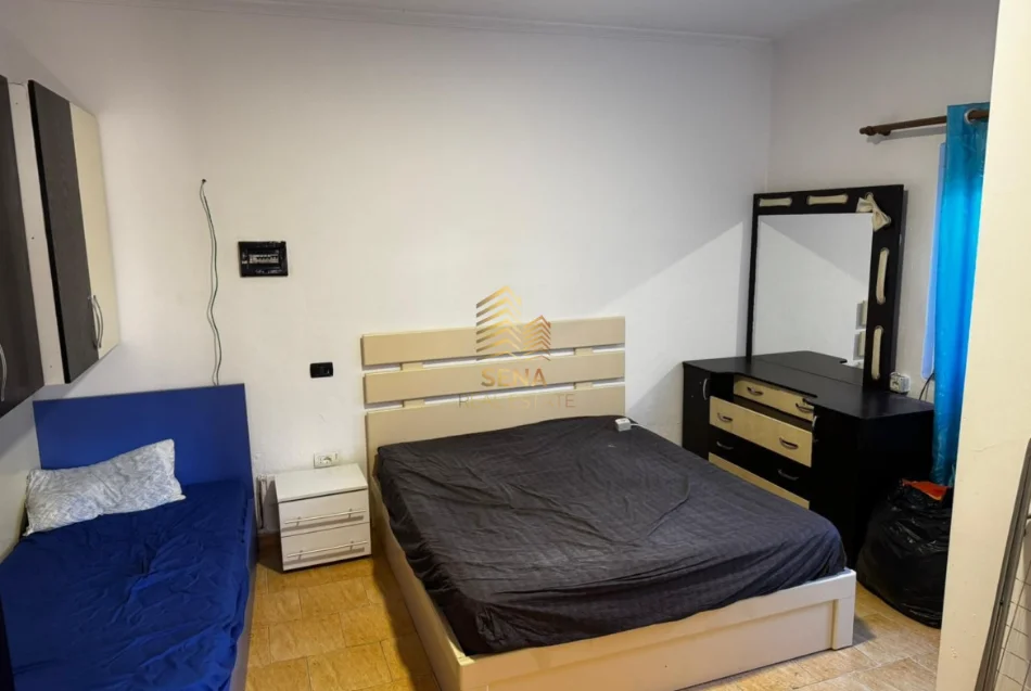 Tirane, jepet me qera apartament 1+1 Kati 0, 40 m² 300 € (Jordan Misja)