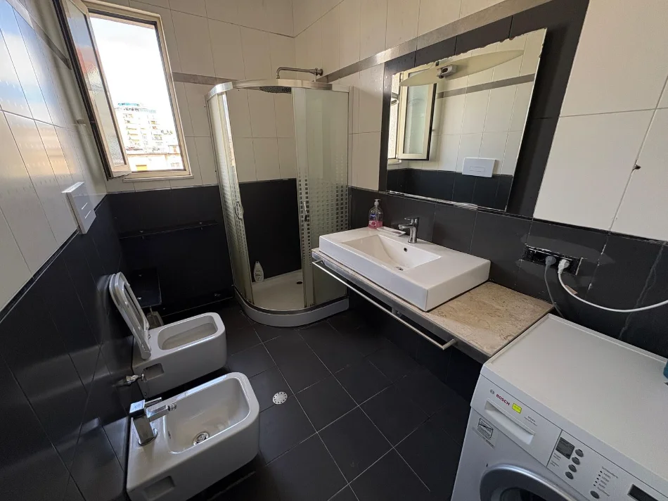 Tirane, jepet me qera apartament 2+1 Kati 6, 78 m² (shkolla e baletit)