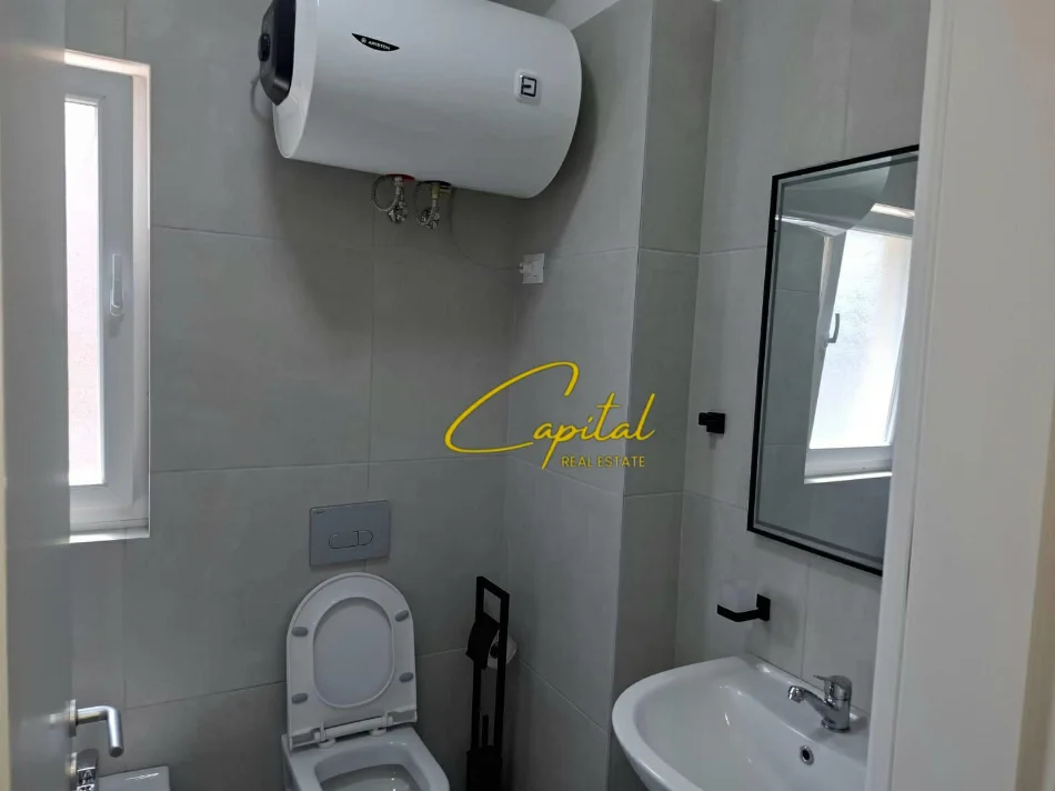 Tirane, jepet me qera apartament 2+1 Kati 6, 87 m² 650 € (LAPRAKE)