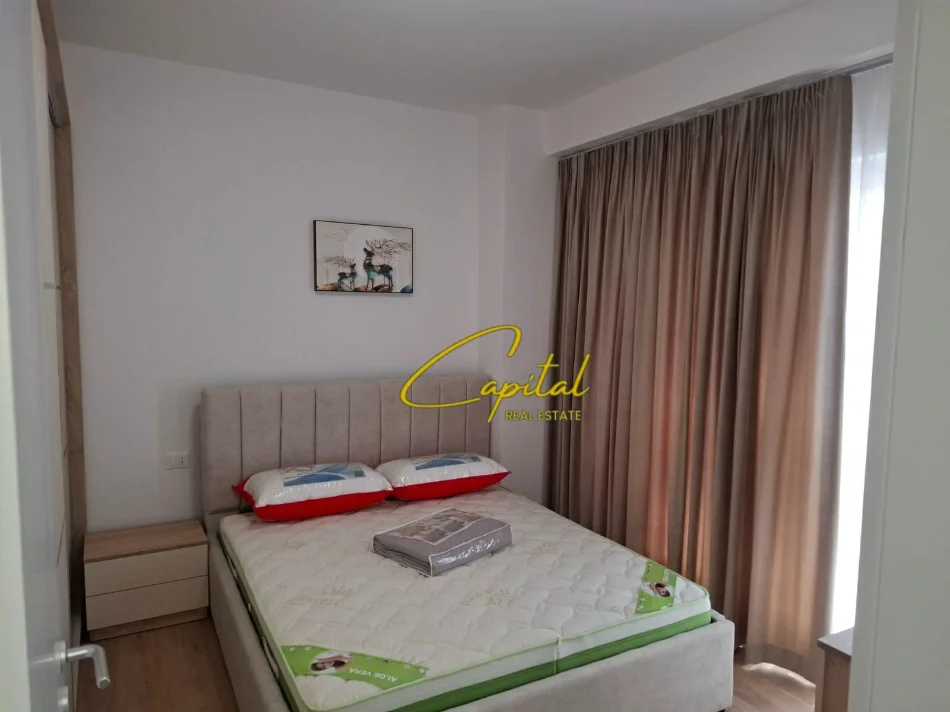 Tirane, jepet me qera apartament 2+1 Kati 6, 87 m² 650 € (LAPRAKE)