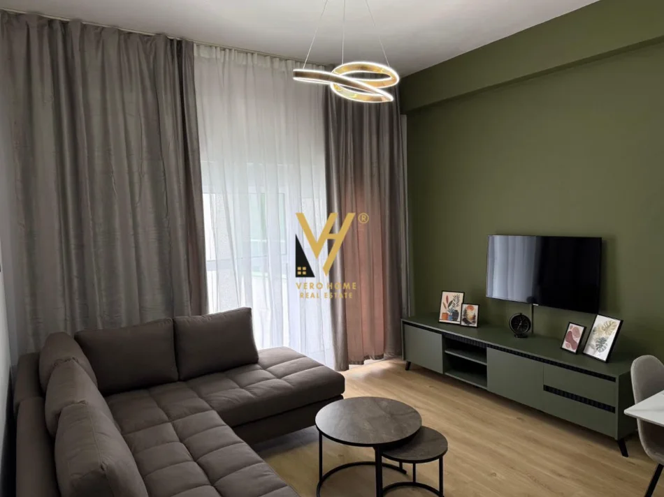 Tirane, jepet me qera apartament 1+1+Ballkon Kati 6, 60 m² 520 € (ALI DEMI)