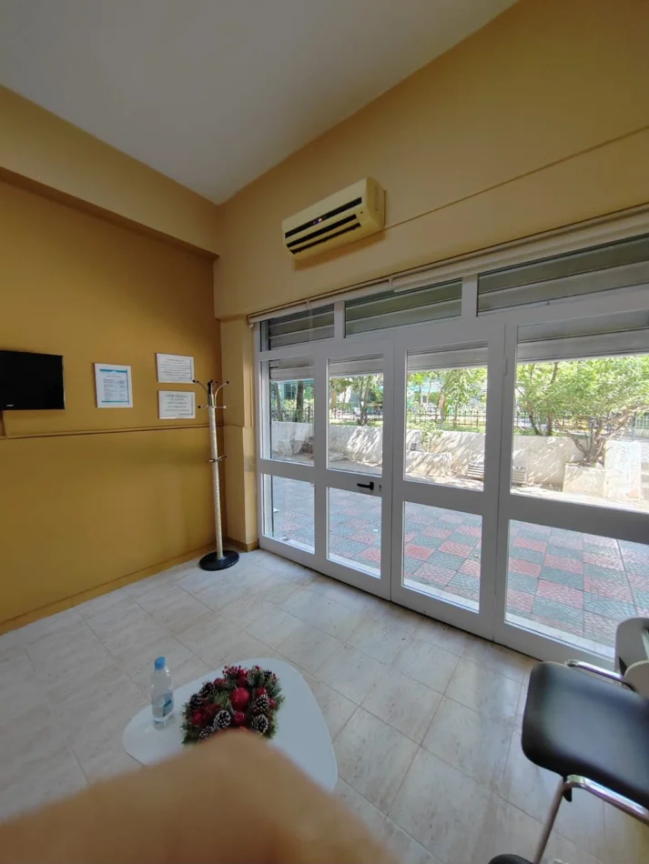 Tirane, shitet ambjent biznesi Kati 0, 38 m² 60.000 € 