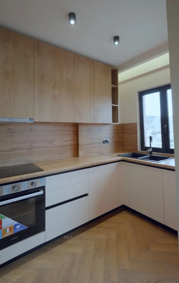 Tirane, shitet apartament 2+1 , 101 m² 265.000 € (Rruga e kavajes)