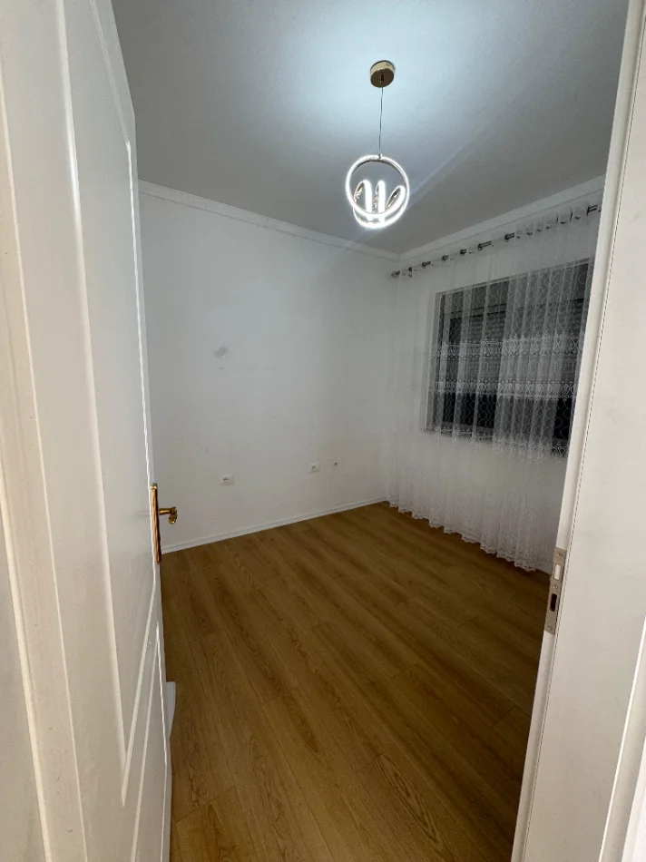 Tirane, shitet apartament 2+1 Kati 2, 78 m² 13.000.000 LEKE (Fresk, pranë Restorant Freskut)