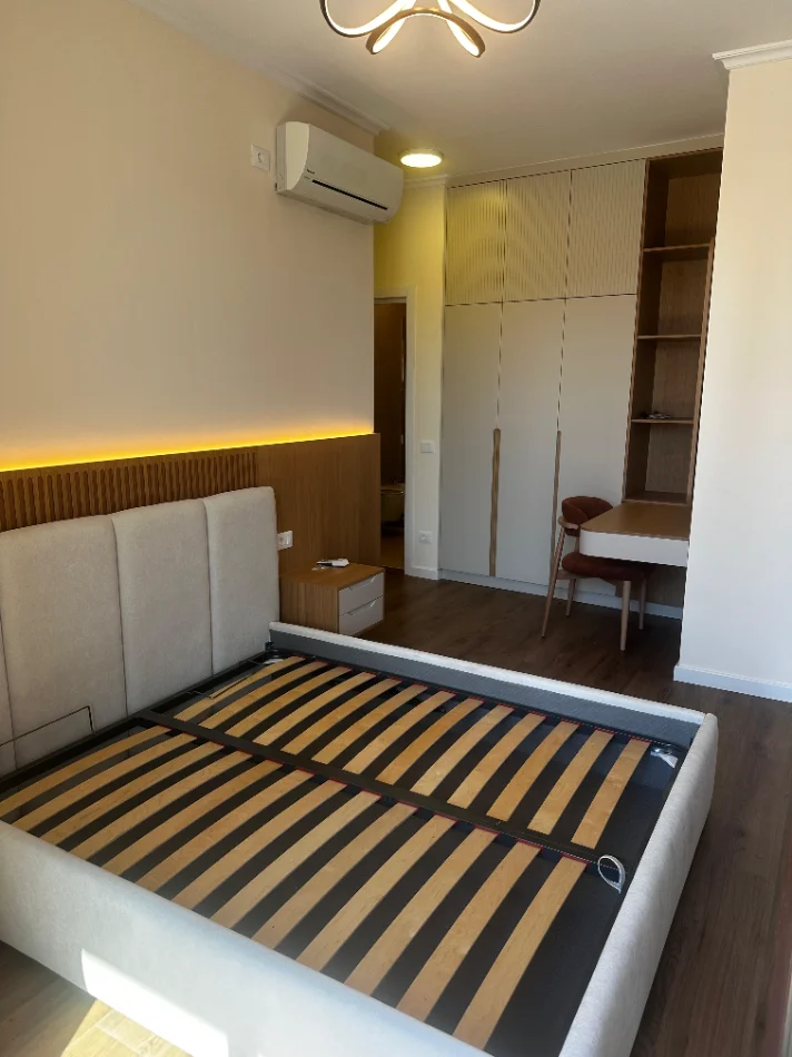 Tirane, jepet me qera apartament 2+1 Kati 6, 110 m² 2.000 € (ALTANA RESIDENCE - PARKU OLIMPIK)