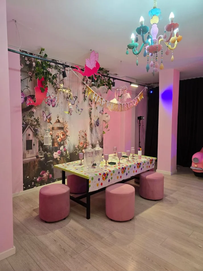 Tirane, shitet ambjent biznesi Kati 0, 120 m² (Rruga e Barrikadave)