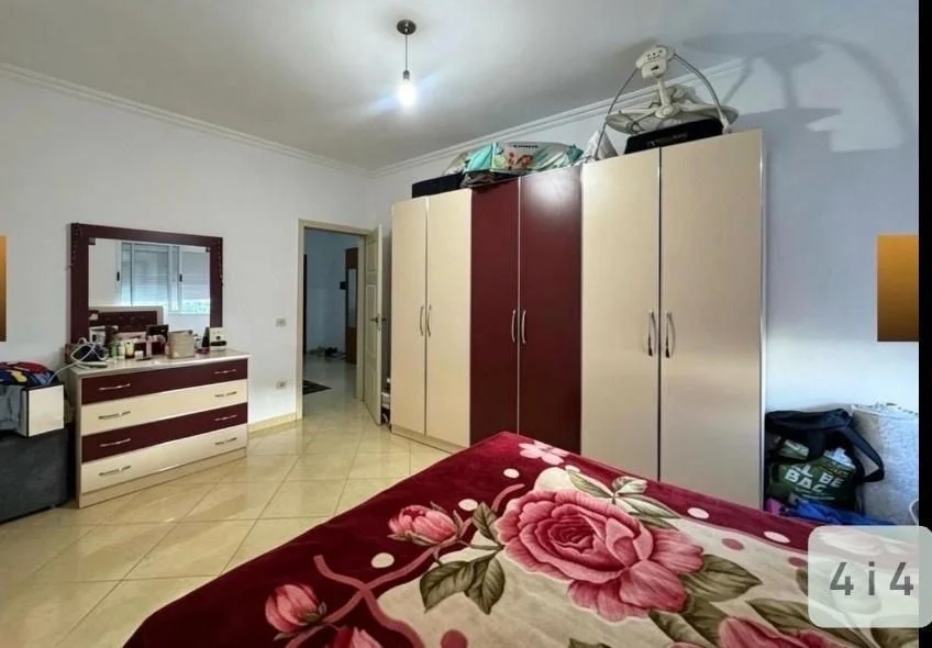 Tirane, jepet me qera apartament 2+1 Kati 2, 117 m² 430 € (Fresk, Rruga Shefqet Kuka)