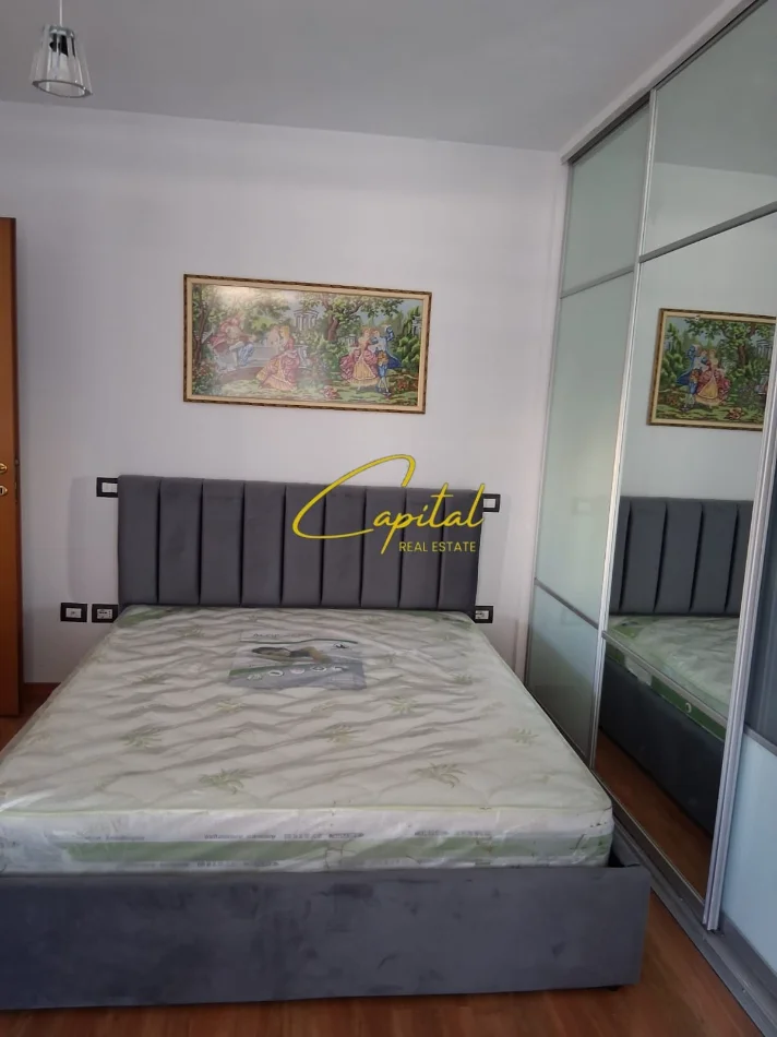 Tirane, jepet me qera apartament 2+1 Kati 4, 103 m² 720 € (MYSLYM SHYRI)