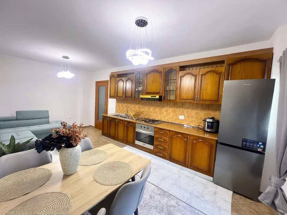 Shitet apartament 1+1 Kati 2 me pamje nga deti, 78 m² 150.000 € (Golem, te Pedonalja)
