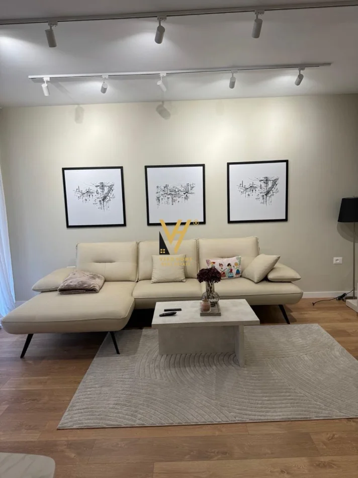 Tirane, jepet me qera apartament 1+1+Ballkon Kati 2, 72 m² 1.400 € (ISH BLLOK)