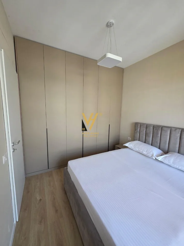Tirane, jepet me qera apartament 1+1+Ballkon Kati 5, 57 m² 470 € (ALI DEMI)