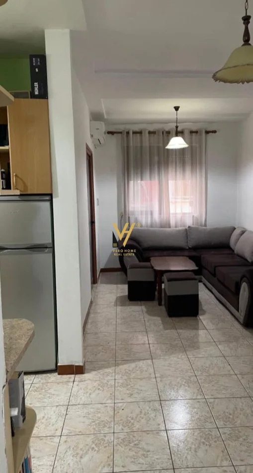 Tirane, jepet me qera apartament 1+1+Ballkon Kati 5, 50 m² 520 € (MYSLYM SHYRI)