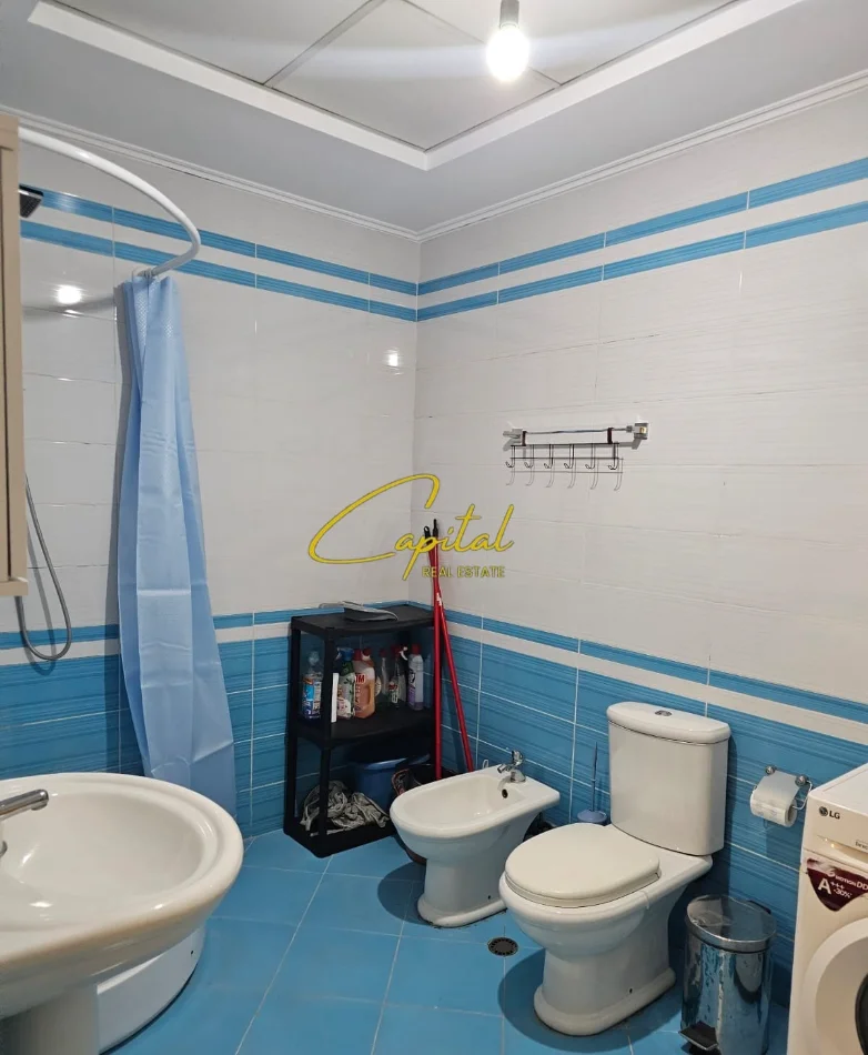 Tirane, jepet me qera apartament 2+1 Kati 1, 76 m² 550 € (5 MAJI)