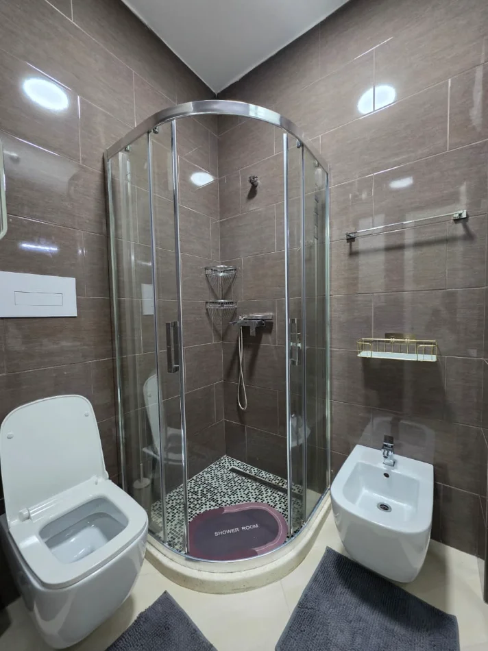 Me Qira Ultra Luxury: Apartament 2+1+1🚾 & 1 Ballkon📍FRESK 109 m² ❤️ Kati 5, Me Pamje Fantastike, Hera parë me Qira  (720€/Muaj 💸) 🧨