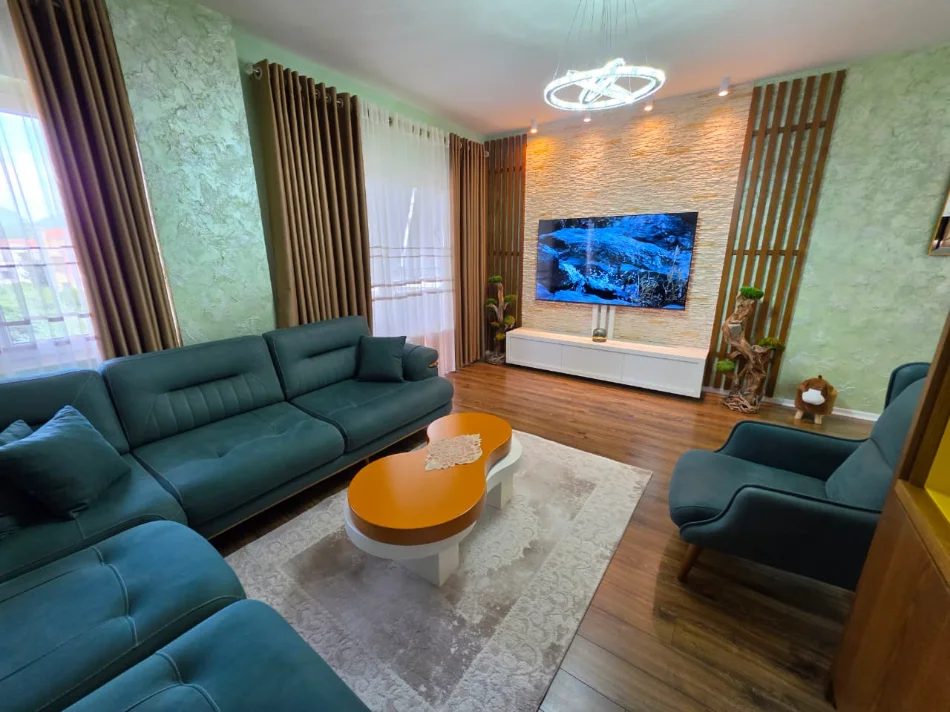 Me Qira Ultra Luxury: Apartament 2+1+1🚾 & 1 Ballkon📍FRESK 109 m² ❤️ Kati 5, Me Pamje Fantastike, Hera parë me Qira  (720€/Muaj 💸) 🧨