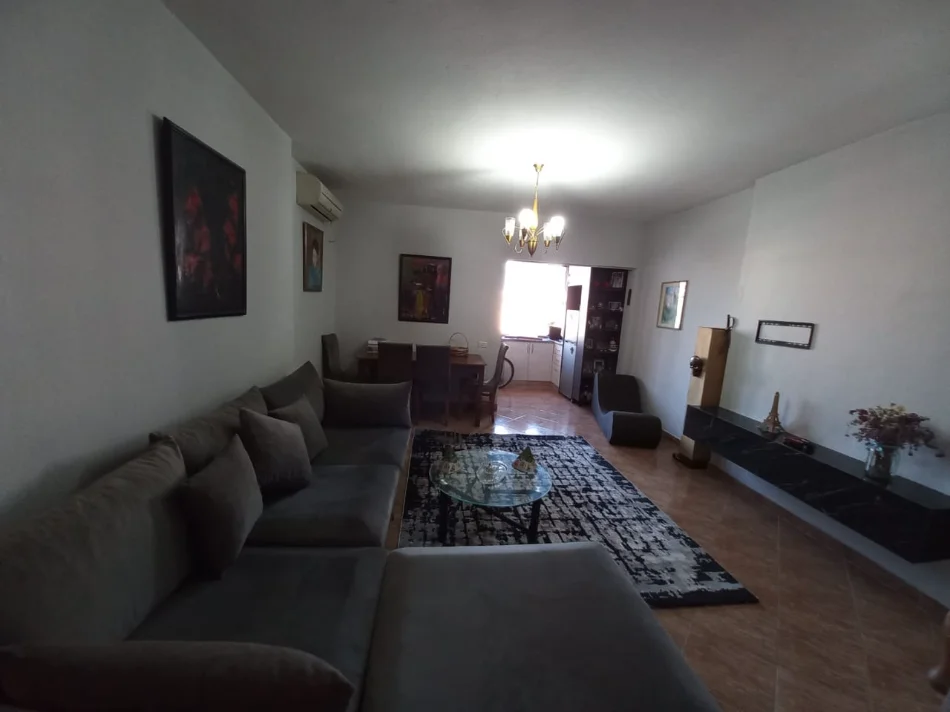 Tirane, shes apartament 2+1 Kati 5, 87 m² 150.000 € (Dritan Hoxha)
