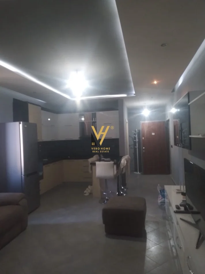 Tirane, jepet me qera apartament 2+1+Ballkon Kati 4, 90 m² 520 € (ASTIR)