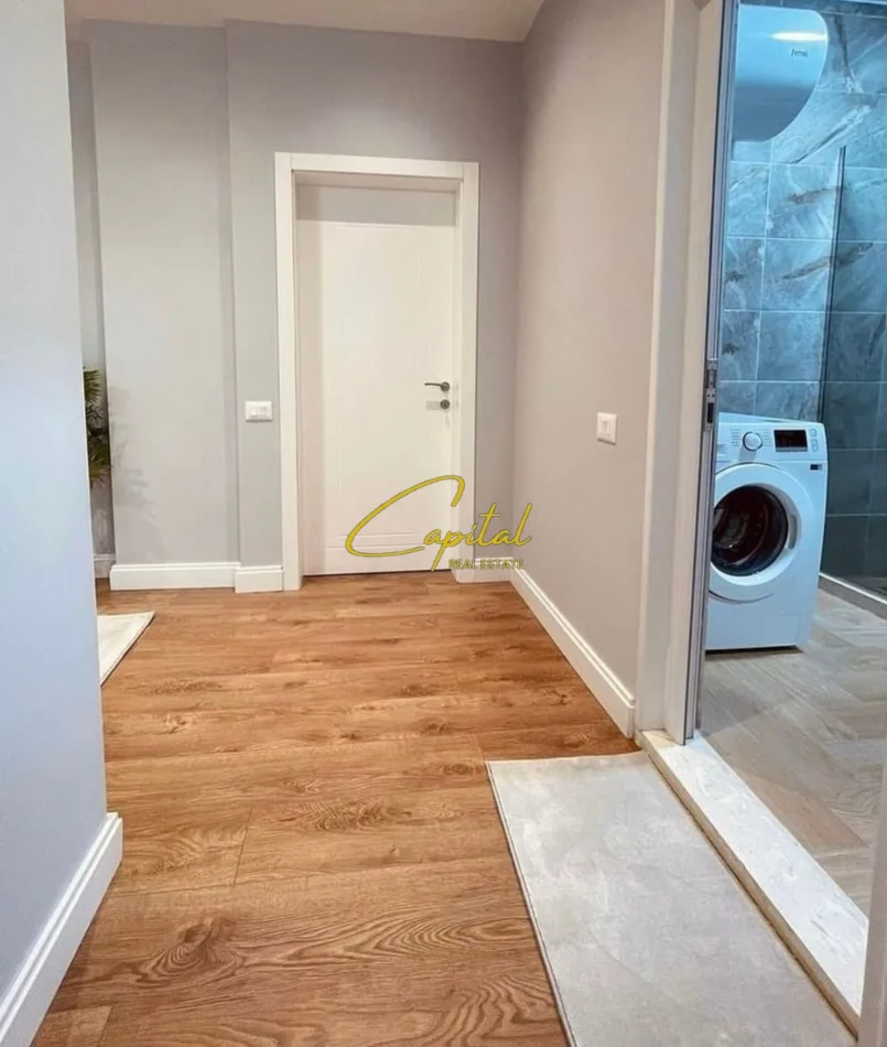 Tirane, jepet me qera apartament 2+1 Kati 1, 100 m² 730 € (21 DHJETORI)