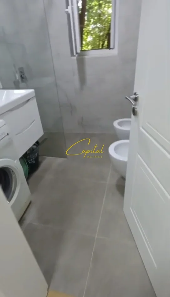 Tirane, shitet apartament 1+1 Kati 3, 60 m² 145.000 € (AMBASADA AMERIKANE)