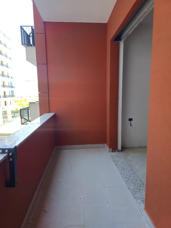Tirane, shitet apartament 1+1+Ballkon , 74 m² (Space City Paskuqan)