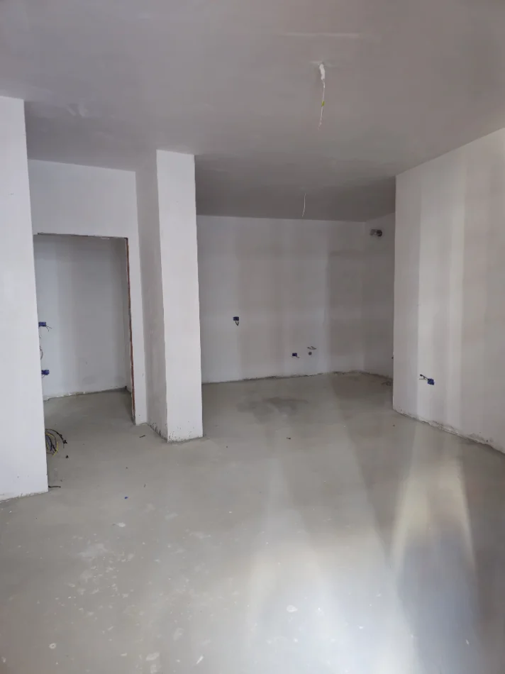Tirane, shitet apartament 1+1+Ballkon , 74 m² (Space City Paskuqan)