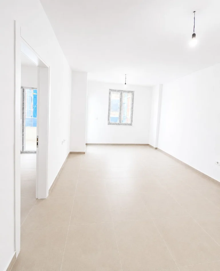 Durres, shitet apartament 1+1+Ballkon , 58 m² 96.000 € (Golem)  Shumë pranë detit 🌊 Me hipoteke
