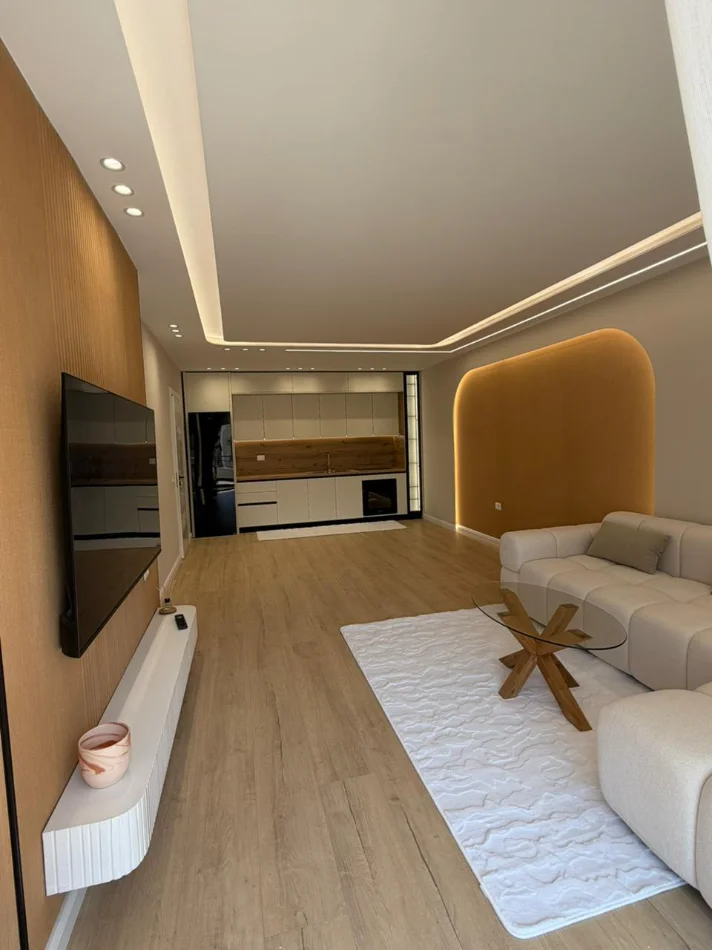 Tirane, shitet apartament 2+1+Ballkon Kati 3, 109 m² 165.000 € (Astir)