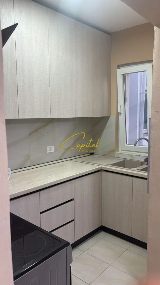 Tirane, shitet apartament 1+1 Kati 5, 63 m² 930.000 € (ISH STACIONI TRENIT)