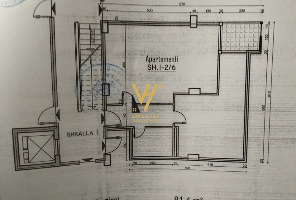 Tirane, jepet me qera zyre Kati 2, 80 m² 520 € (KINOSTUDIO)