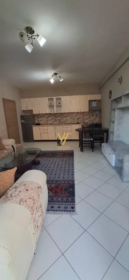 Tirane, jepet me qera apartament 2+1+Ballkon Kati 3, 106 m² 520 € (ASTIR)