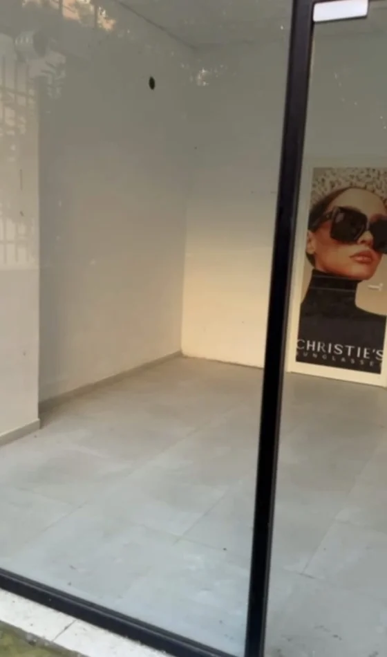 Tirane, jepet me qera dyqan Kati 0, 56 m² 1.200 € (DON BOSKO)