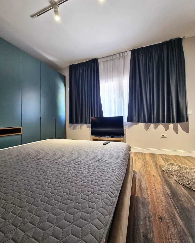 Shqiperi, jepet me qera Vile 5+1+Aneks+Ballkon Kati 4, 221 m² 3.000 € 