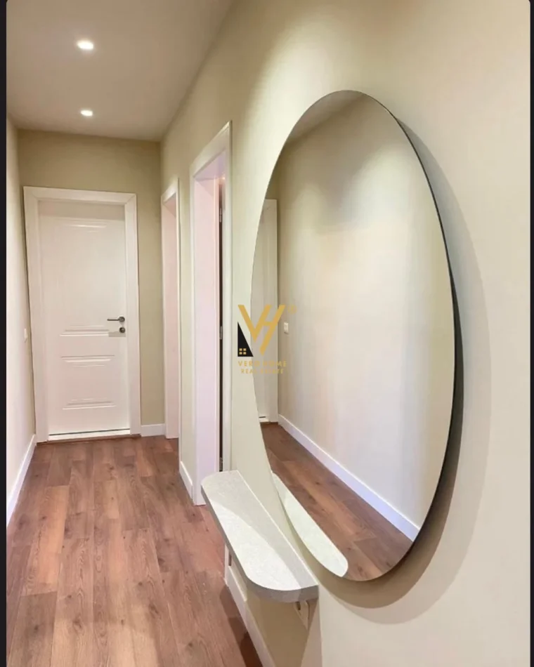 Tirane, jepet me qera apartament 2+1+Ballkon Kati 2, 76 m² 720 € (SELITE)