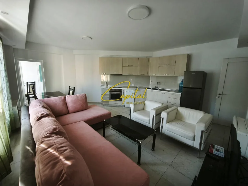 Tirane, jepet me qera apartament 2+1 Kati 5, 93 m² 700 € (VASIL SHANTO)