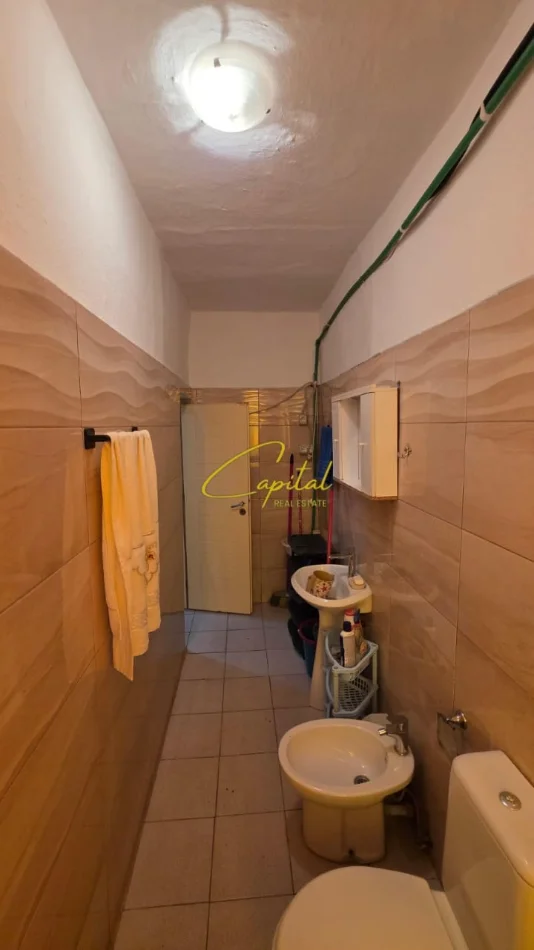 Tirane, jepet me qera apartament 3+1 Kati 4, 80 m² 500 € (RRUGA BARDHYL)
