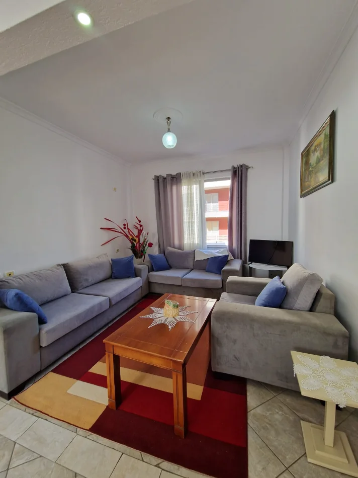 Tirane, jepet me qera apartament 2+1+Aneks+Ballkon Kati 5, 100 m² 430 € (PALLATET CABEJ)
