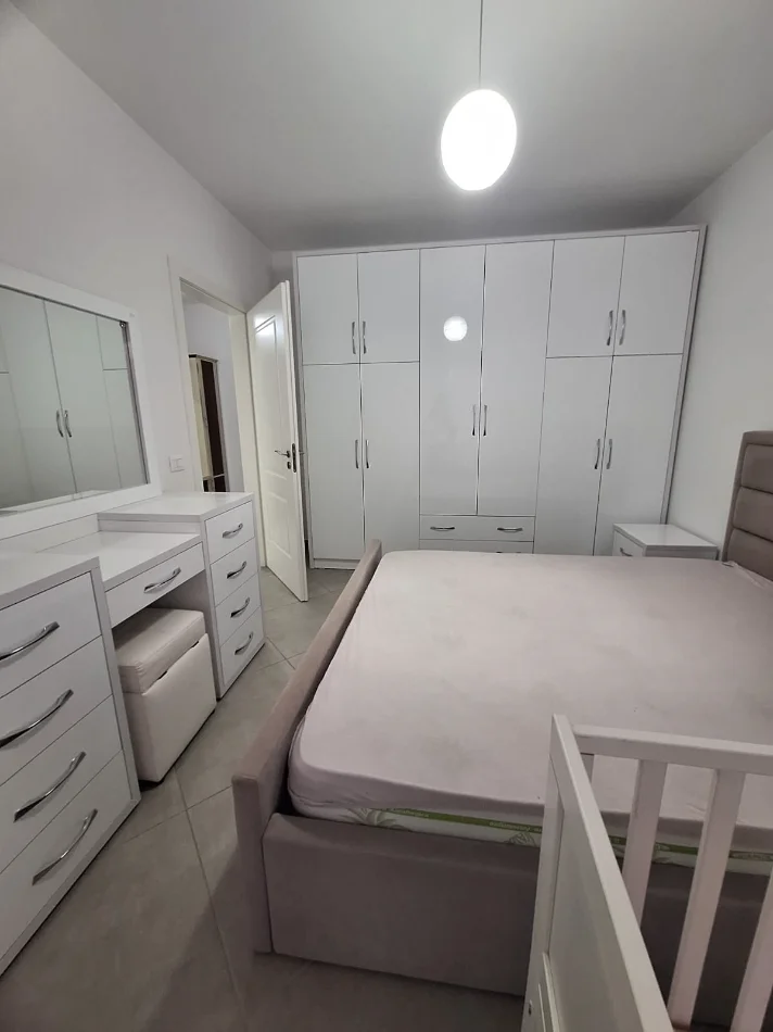 Tirane, jepet me qera apartament 2+1 Kati 3, 106 m² (ASTIR)